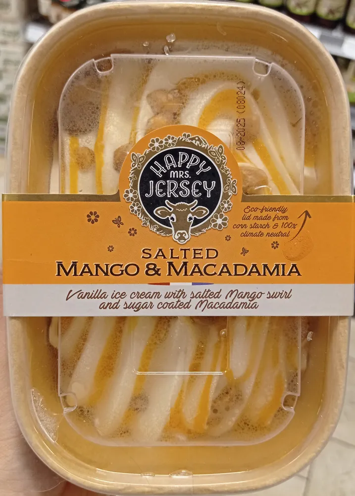 Salted mango & macadamia