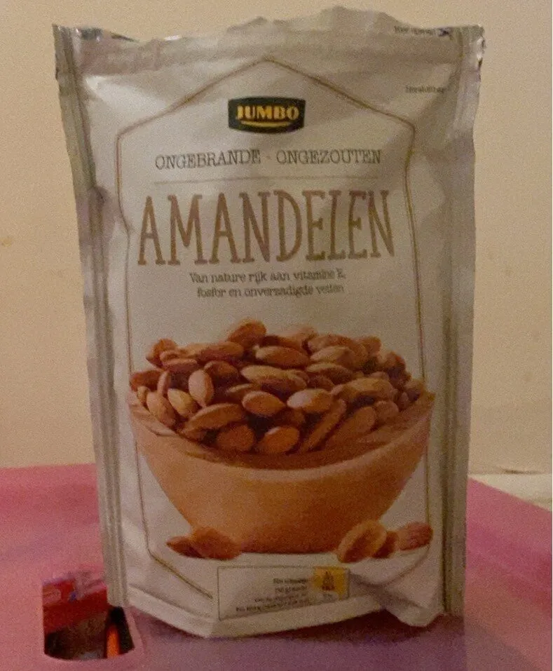 Ongebrande-ongezoute amandelen