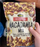 Mix macadamia