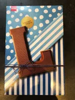 Lettre en chocolat au lait