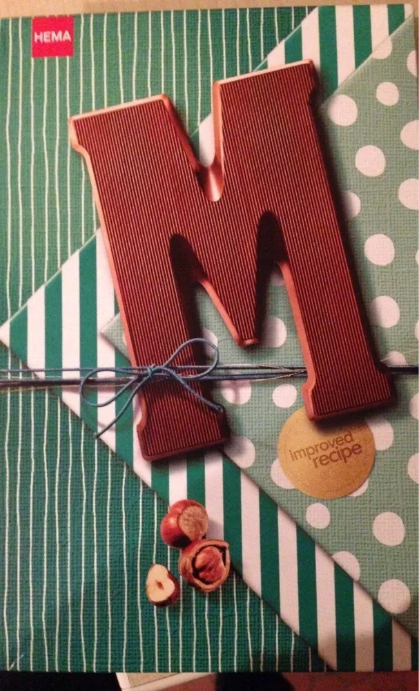 Chocolat au lait aux noisettes