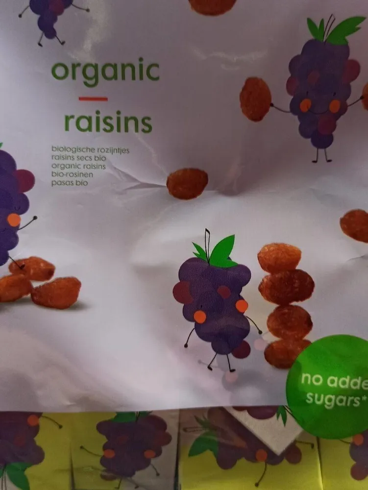 Organic raisins