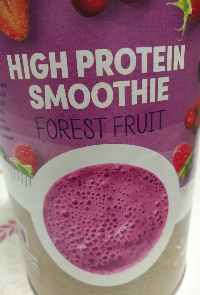 High protein smoothie forest fruit
