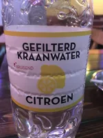 Gefilterd kraanwater citroen