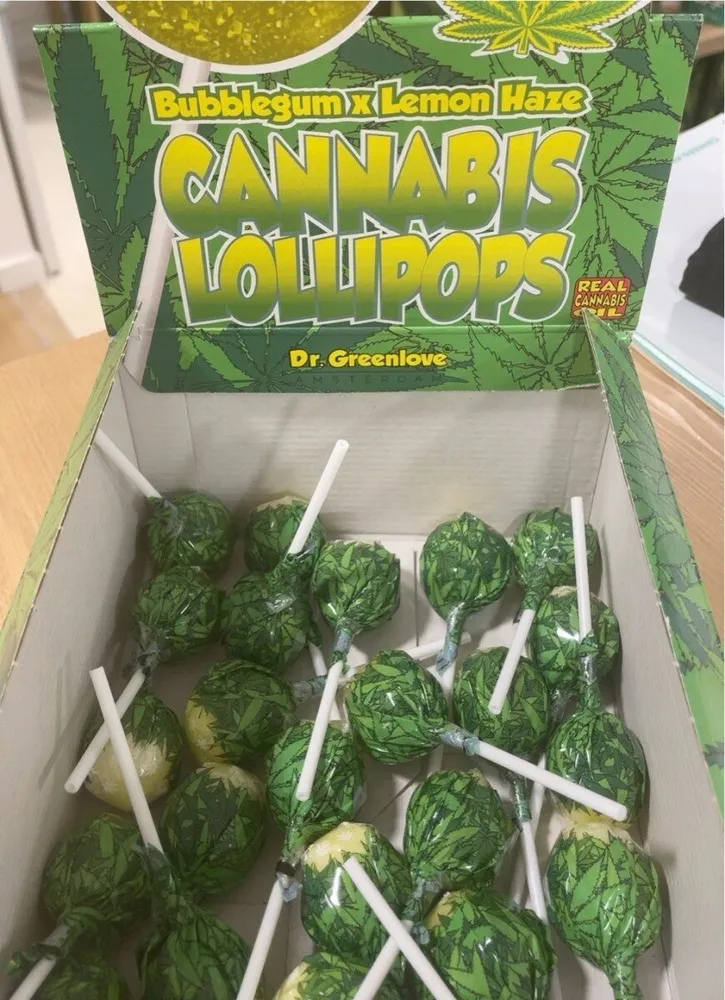 Sucette cannabis saveur citron
