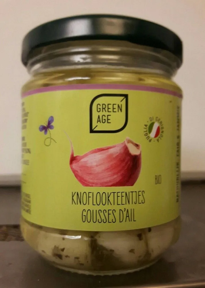 Gousses d'ail à l'huile et fines herbes