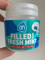 Filled gum fresh mint