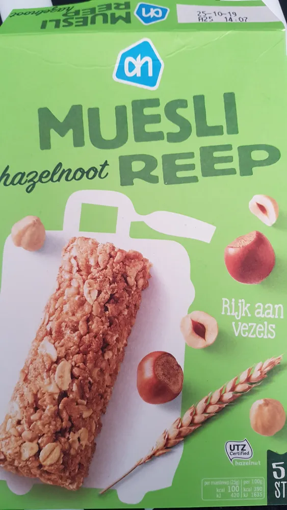 Muesli hazelnoot reep