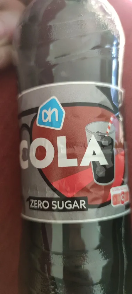 Cola zero sugar
