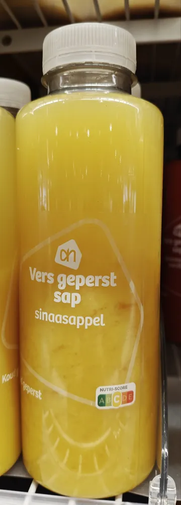 Vers geperst sap sinaasappel
