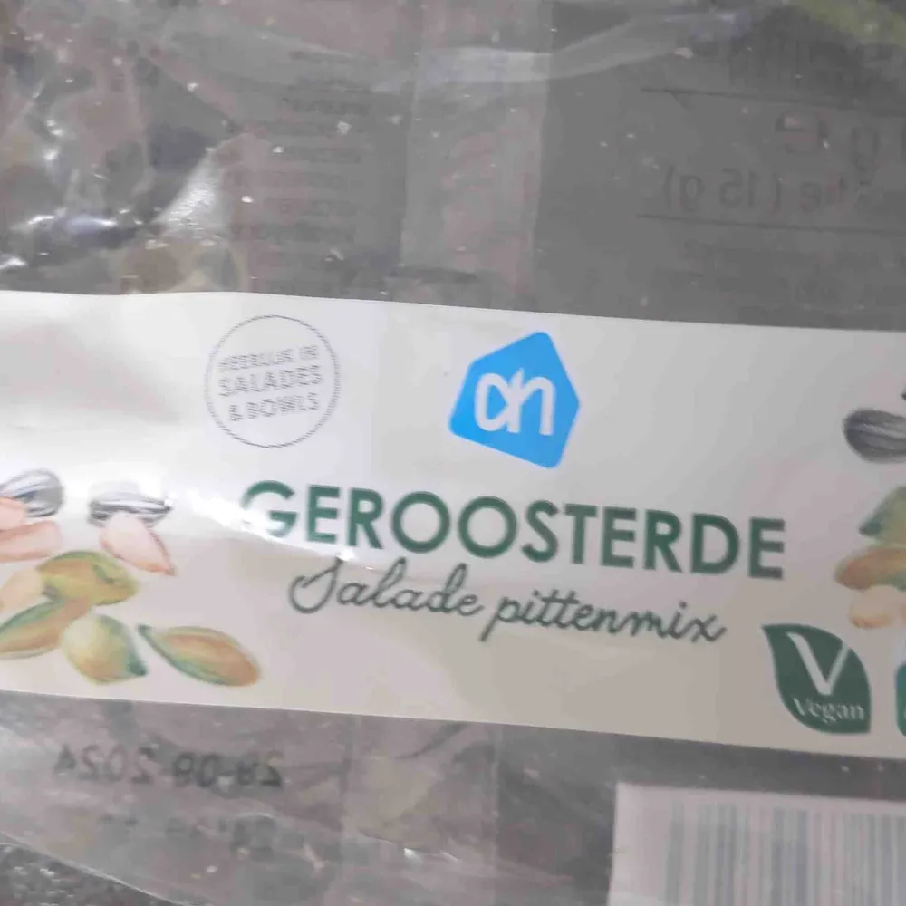 GEROOSTERDE Salade pittenmix