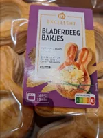 Bladerdeegbakjes in paashaasvorm