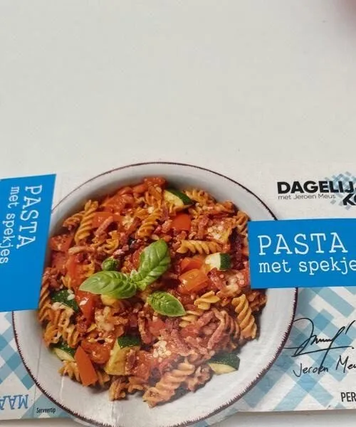 Pasta met spekjes