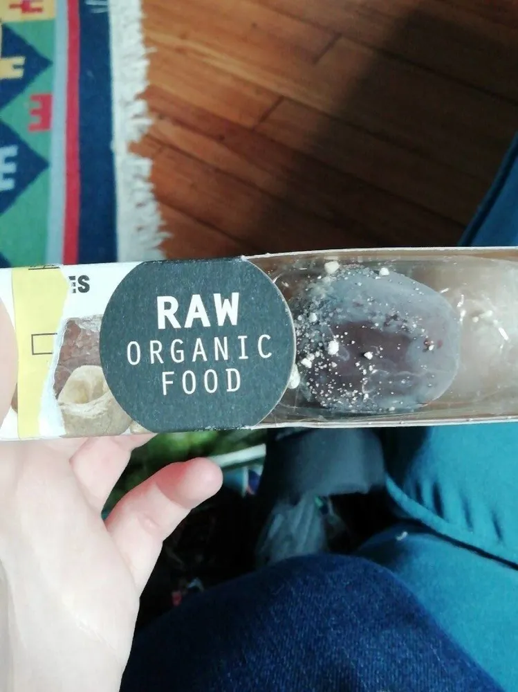 Cashew cacao bites