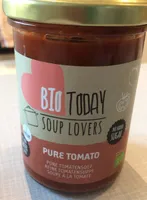 Pure tomato soup
