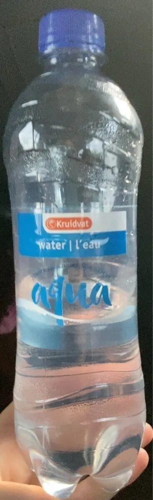 Eau plate