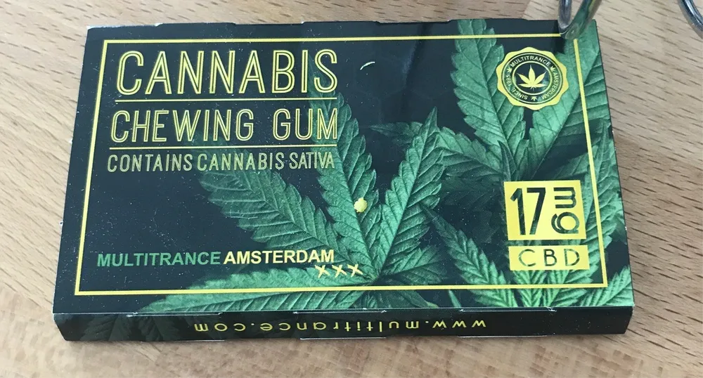 Cannabis chewing gum