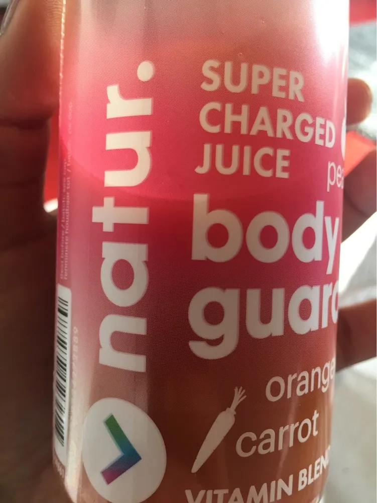 Super charged juice : Peach Orange Carrot