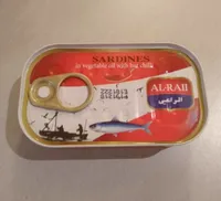 Sardines in vegetable oil with hot chilli