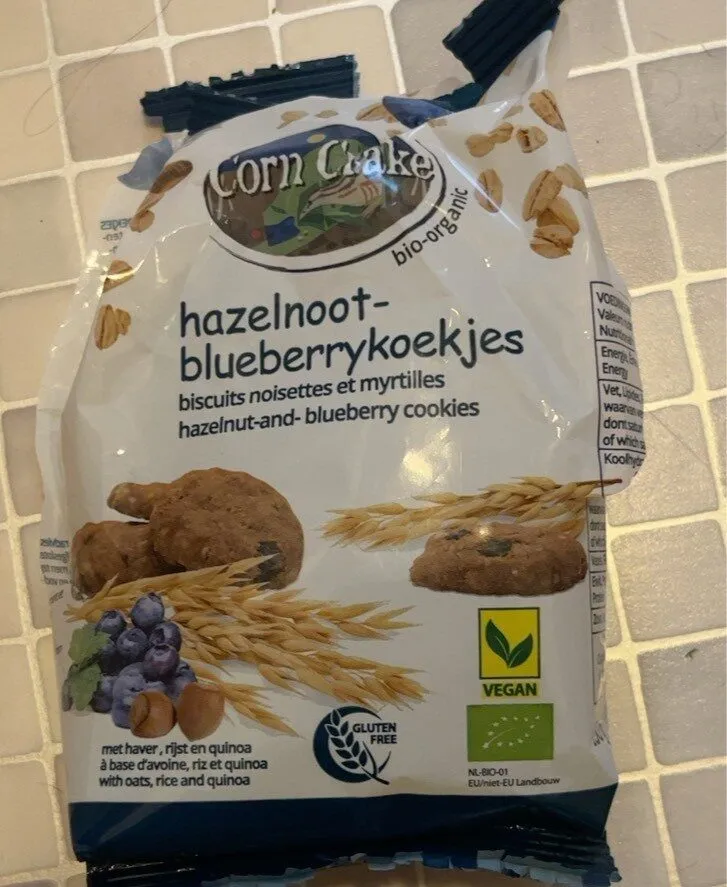 Biscuits noisettes et myrtilles
