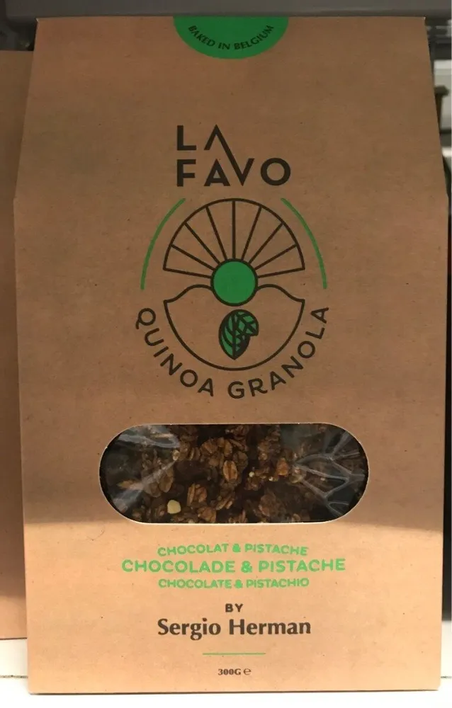 Chocolate and Pistache quinoa granila by Sergio Herman
