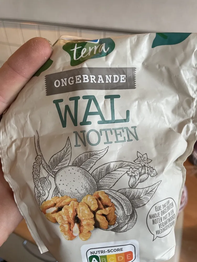 terra ONGEBRANDE WAL NOTEN والألف ١١٠ الديني NUTRI