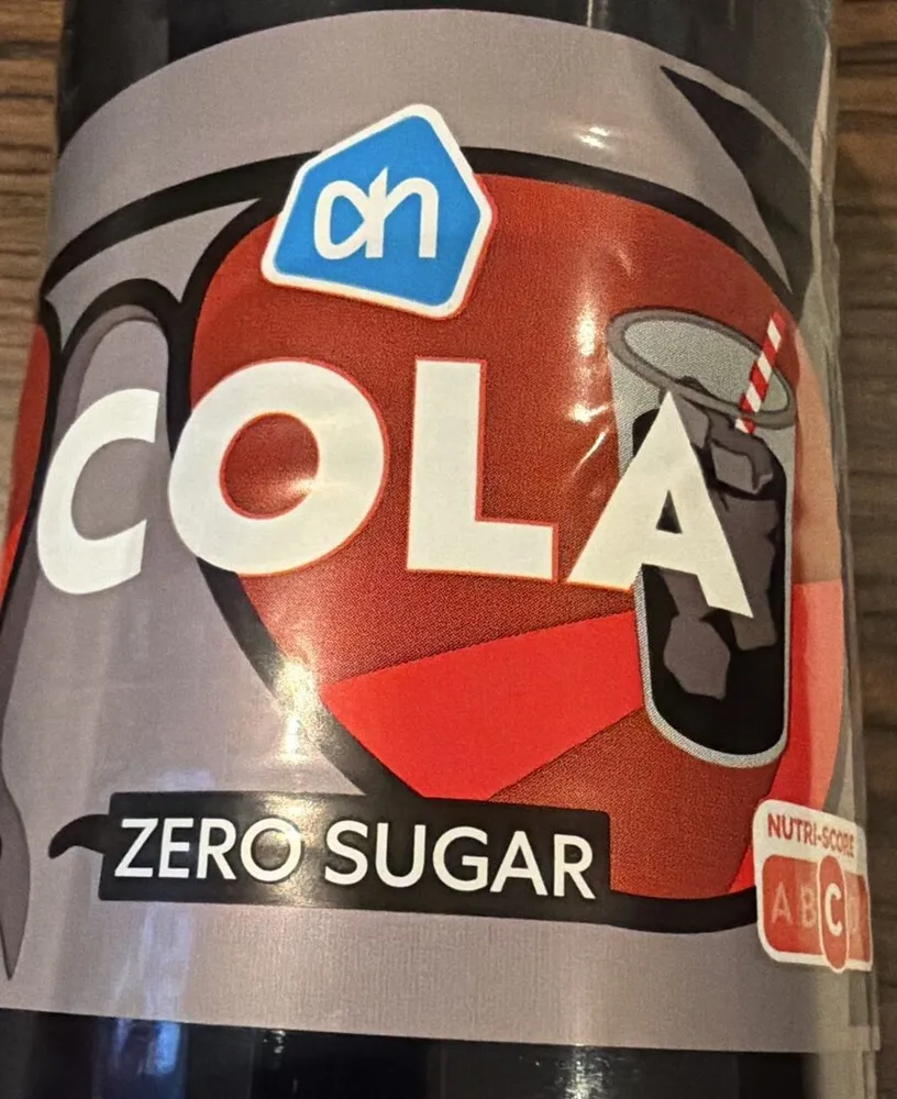 Cola zero sugar