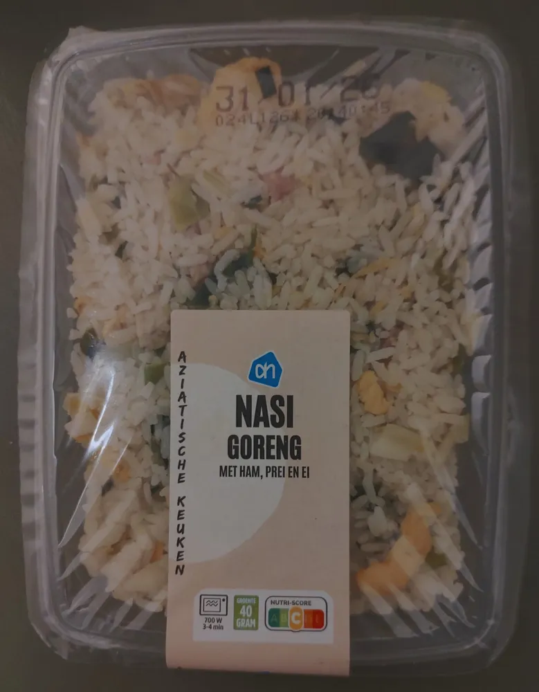 Nasi Goreng met ham, prei en ei