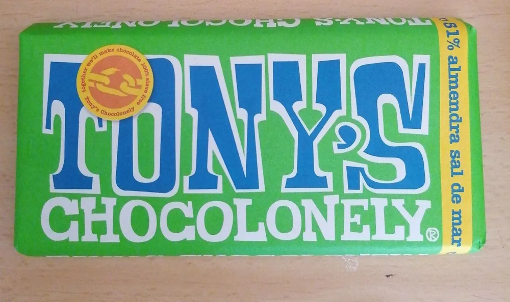 Chocolate negro 51% almendra y sal de mar