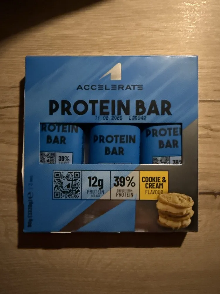 Protein Bar Cookie & Cream Flavor