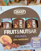 Fruit et nutbar prunes