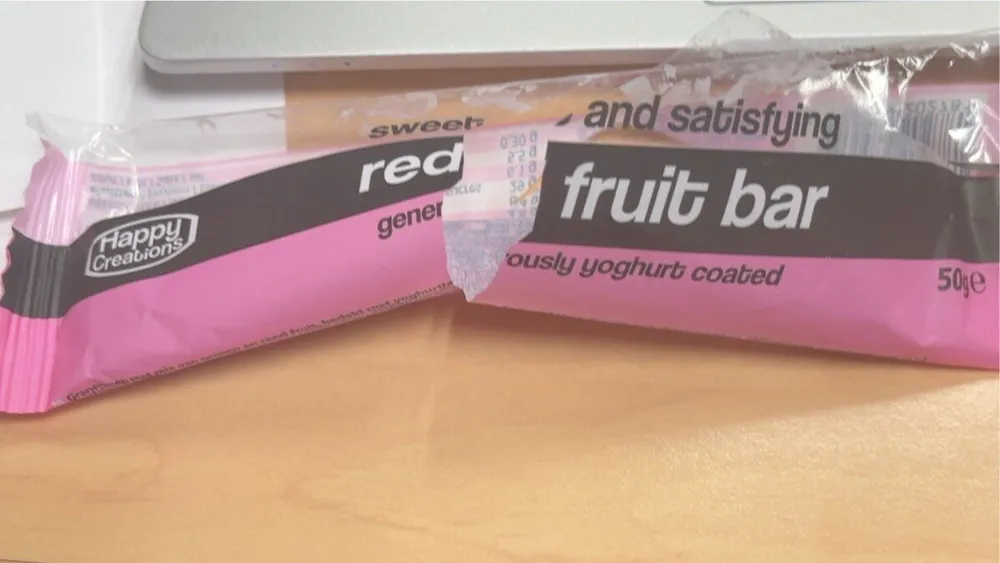Red fruit bar