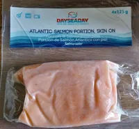 Salmón Atlántico con piel