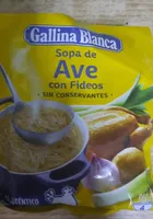 Sopa de ave con fideos