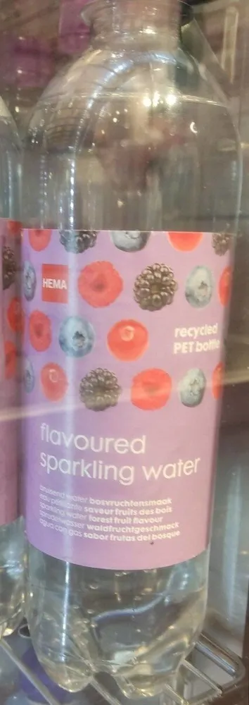 Eau pétillante saveur fruits des bois