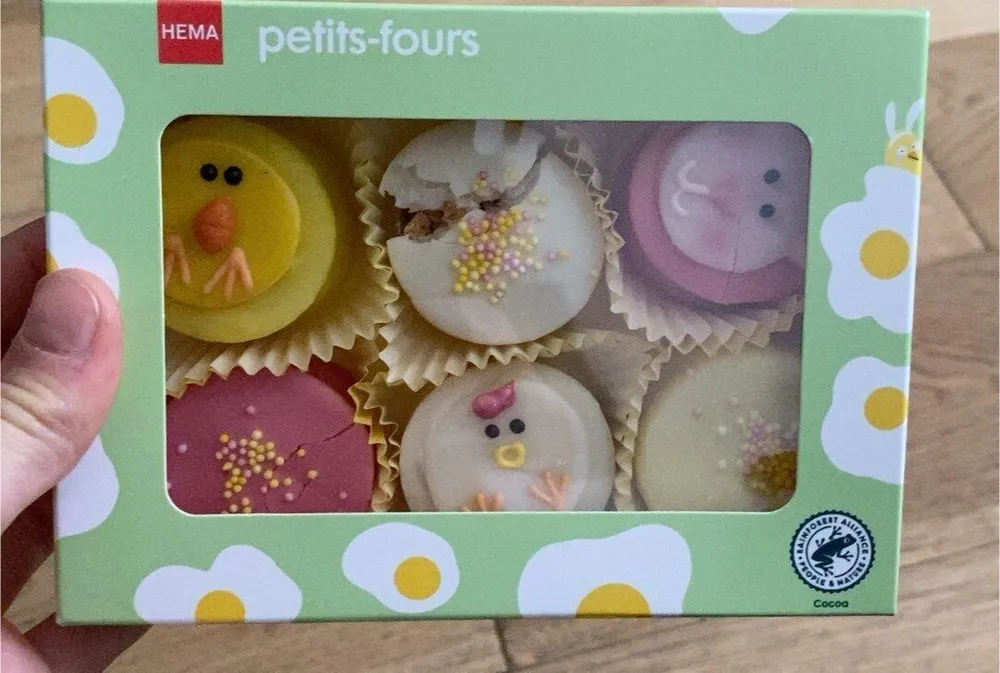 Petits-fours