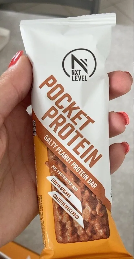 Salty peanut protein bar