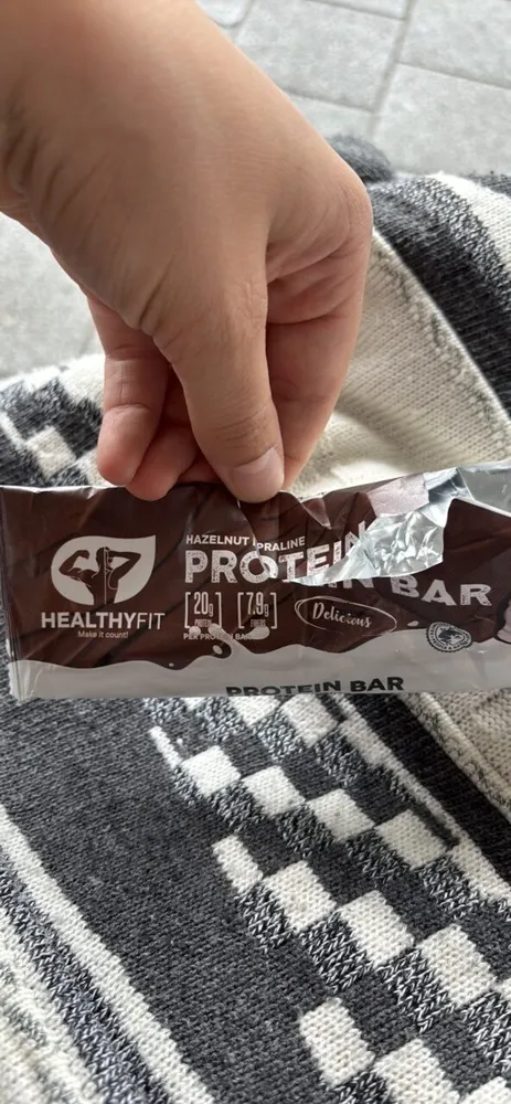 Hazelnut Praline Protein Bar