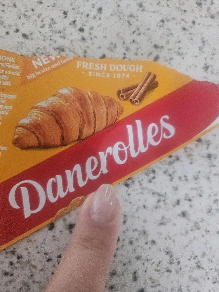 Croissant dough with filling