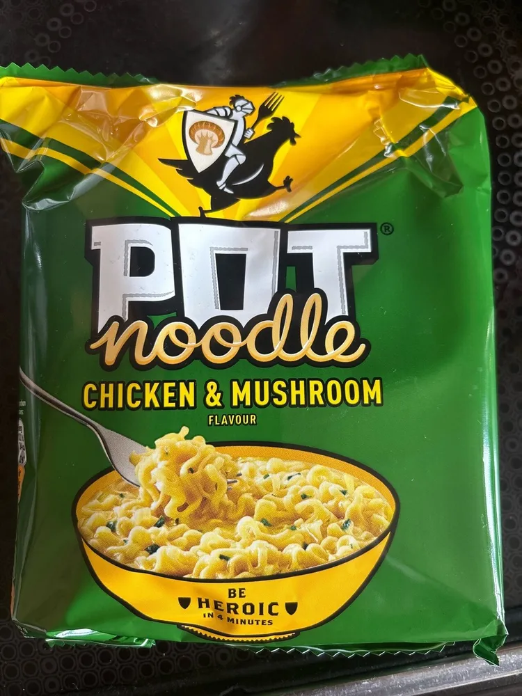 Chicken & Mushroom flavour Pot Noodle
