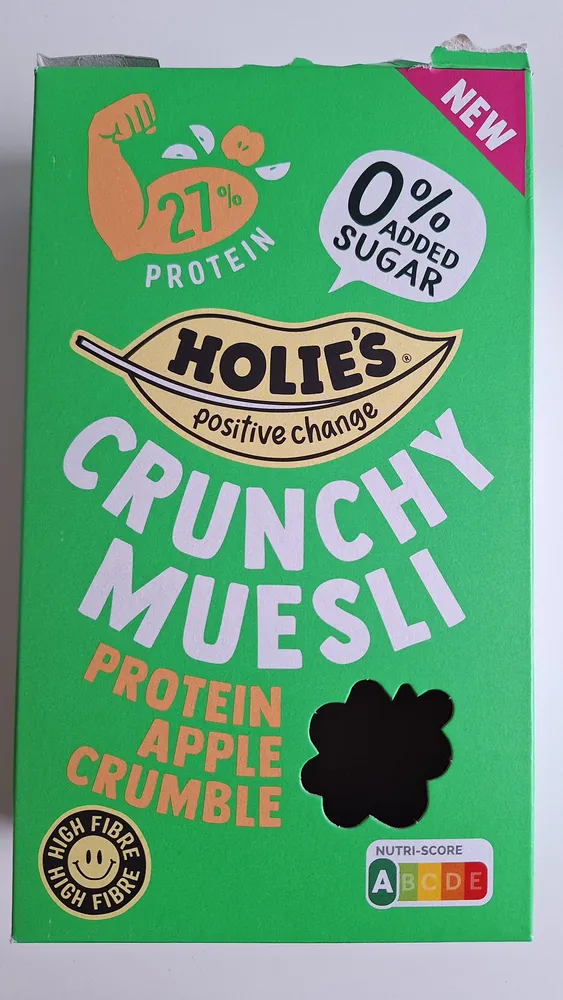 Crunchy muesli protein apple crumble