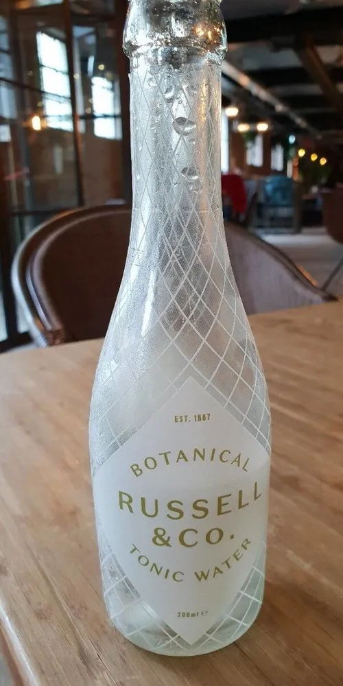Botanical Tonic Water