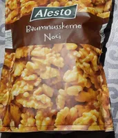 Baumnusskerne Noci