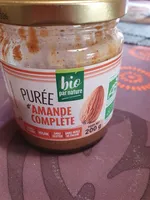Purée d'amande complète