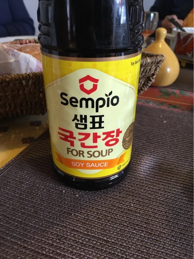 Sempio Soy Sauce For Soup 860ml