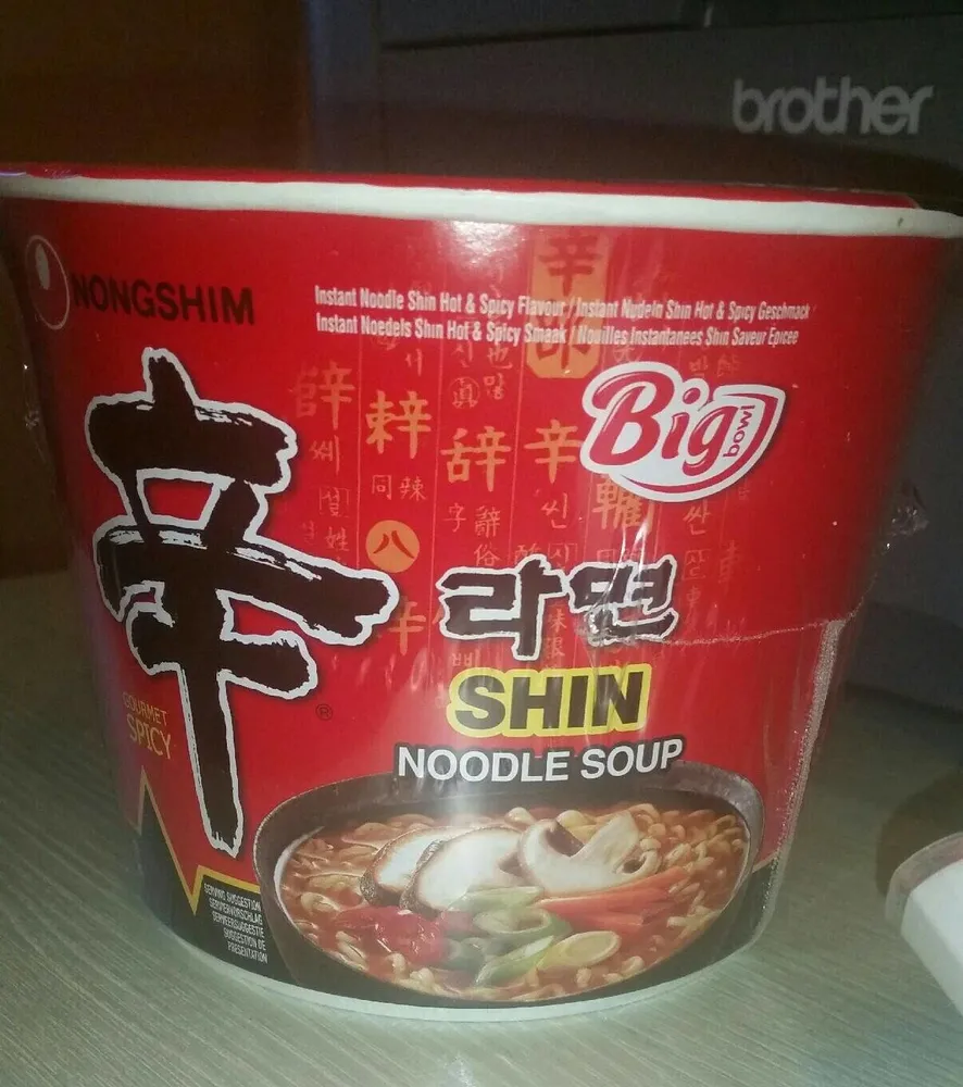 辛ラーメン