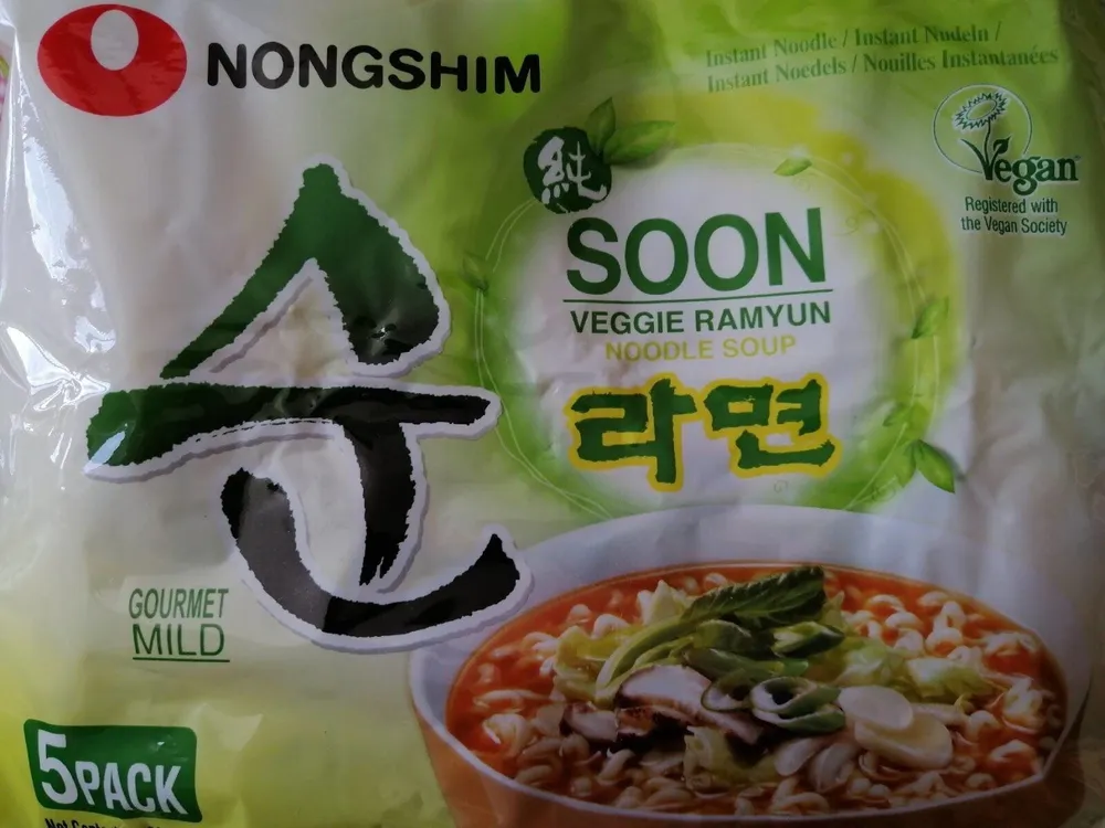 Veggie Ramyun Noodle Soup