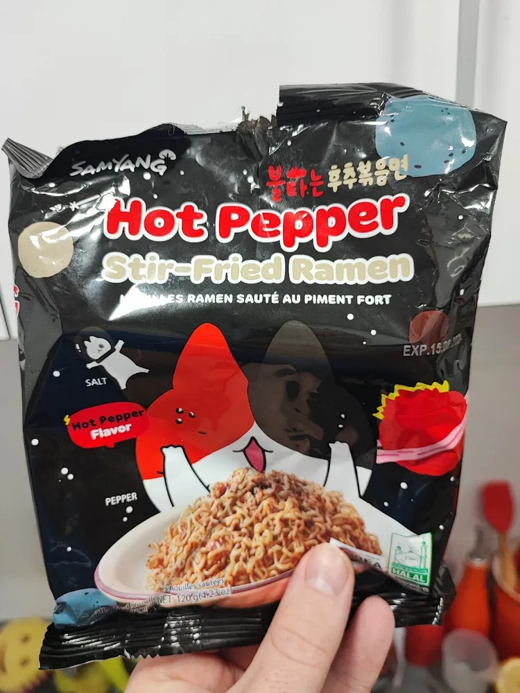Hot-Pepper Stir-Fried Ramen
