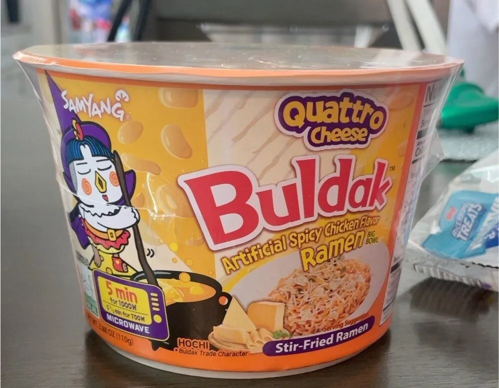 Samyang buldak quattro cheese hot chicken flavor ramen