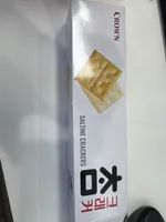 SALTINE crackers